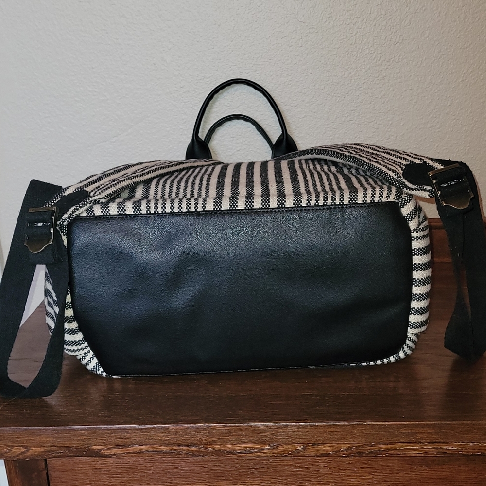 Universal Thread Backpack / Laptop Backpack / Dia… - image 3